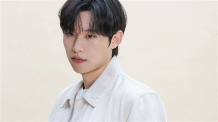 All About Kim Sung Cheol | Net Worth, Bio, Career