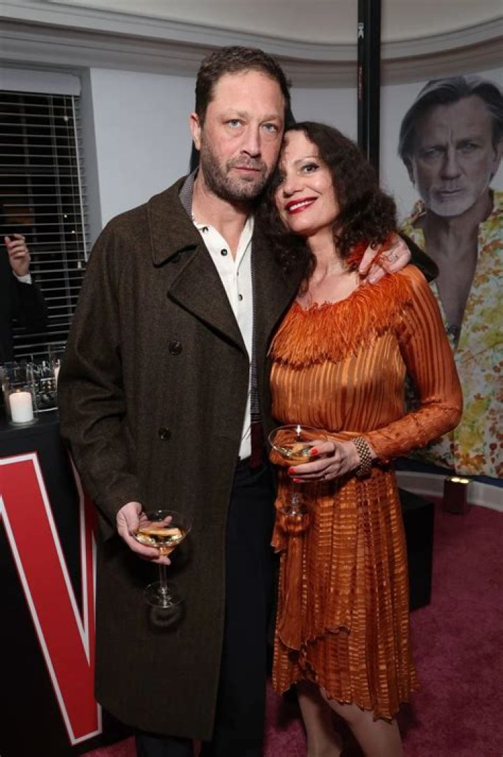 Ebon Moss-Bachrach- Wiki, Wife, Net Worth, Career
