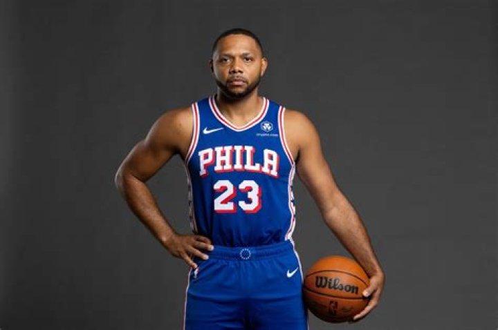 Eric Gordon Age | How Old Is He | Basketball Player Wiki And Career